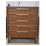 Wooden 5 Drawer Dresser
