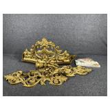 Gold plastic shelf & 2 candle holders