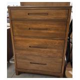 Wooden 4 Drawer Dresser