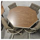Dining Room Table With (4) Rolling Chairs