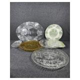Glass oval platter. Decorative plate w/2 Birds