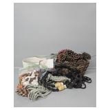 Pine Cones in Basket, Christmas Mug Pot, Macreme