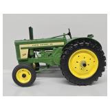 ERTL 1:16 John Deere 720 Diesel Wide Front Tractor