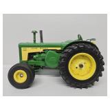 ERTL 1:16 John Deere 850 Diesel Prototype