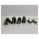 1:64 John Deere Crop Tractors