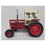 ERTL 1:16 International Farmall 756 Wide Front