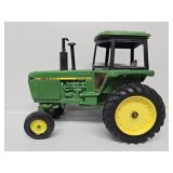 ERTL 1:16 John Deere 4450 Tractor Metal