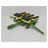 ERTL 1:16 John Deere 7000 4 Row Planter