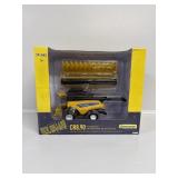 ERTL 1:64 New Holland Combine CR8.90