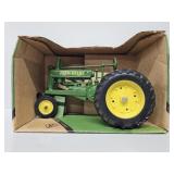 ERTL 1:16 John Deere 1934  Model A Tractor