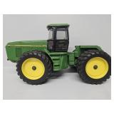 ERTL 1:16 John Deere 8870 Die-cast Tractor