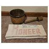 Wooden Mortar and Pestle Set & Sugar Bag