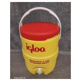 Igloo 2 Gallon Drink Dispenser