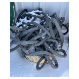 Fruit Basket with Expandable Hoses