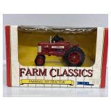 ERTL 1:43 Farmall 350 Tractor Die-cast