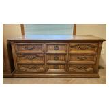 Thomasville Lowboy 9 Drawer Dresser
