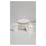 Pfaltzgraff Plates,  Creamer and Teapot