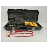 DeWalt Reciprocating Saw W/ Blades