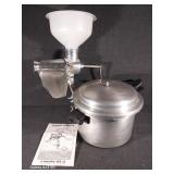 Victorio Strainer, Mirro-Matic "8"