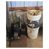 Buckets with Rope, Motor
