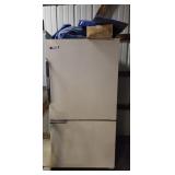 Amana Refrigerator(Doesn