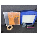 Fiskars Dry embossing and Tracing System, Stencils