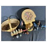 Embroidery Hoop On A Wood Stand, Figurines