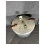 Presto Cooker-Canner #7AV 16QT