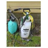 3 Hand Pump Yard Sprayers