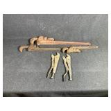 Pipe Wrenches (3), Vise Grips