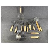 Stainless Steel w/Wooden Handles Kitchen Utensils