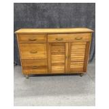 Buffet Style Expanding Table