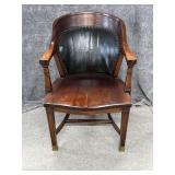 Armed Chair w/ Curved Style Back