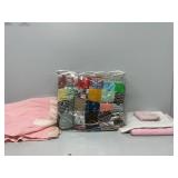 Quilt, Pink Blanket, Waterproof Pads In A Tote