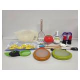 Plastic Measuring Cup, Corn Cob Holders, Rubber
