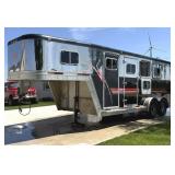 1999 Exiss Gooseneck Three Slant Horse Trailer