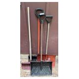 Snow Shovels (4)