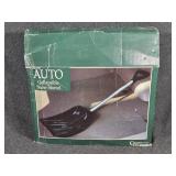 Auto Collapsible Snow Shovel