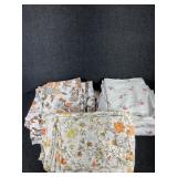 Full Sheet Sets (2), Standard Pillow Cases (4)