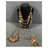 Costume Necklaces & Earrings (3)