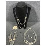 Costume Necklaces & Earrings (3)