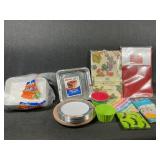 Fabric & Plastic Tablecovers,Plastic Plates & Dish