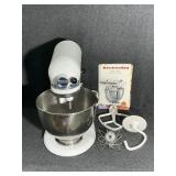 Kitchen Aid Stand Mixer White 5QT Bowl