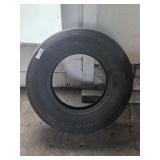 Bridgestone P225/75R15 Tire