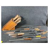 Chicago Cutlery Butchers Block And Knives,