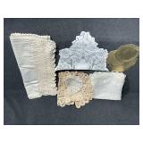 Table Runners, Doilies Gold Plastic Coasters ,