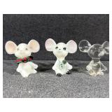 Fenton Mouse Figurines(3)