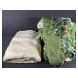 Green Bird Quilt Style Comforter, Blankets