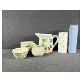 Ceramic Strawberry Pitcher with Small Fruit C