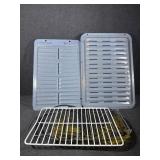 Grease Pan (2) Cooling Rack (3)